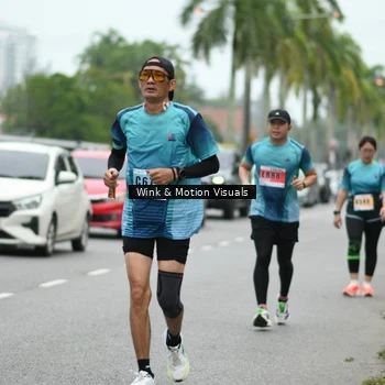 Runner Photo 8817362