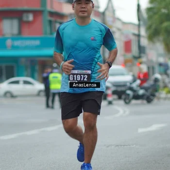 Runner Photo 8817363