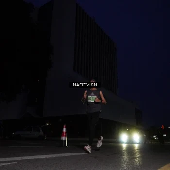 Runner Photo 8817366