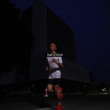 Runner Photo 8817385