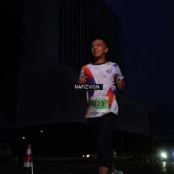 Runner Photo 8817394