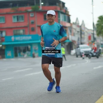 Runner Photo 8817396