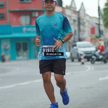 Runner Photo 8817400
