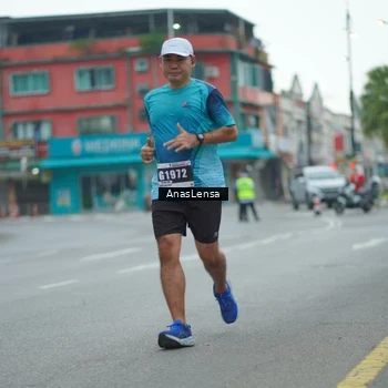 Runner Photo 8817408