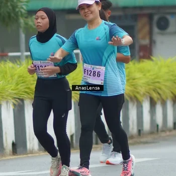 Runner Photo 8817456