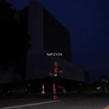 Runner Photo 8817457