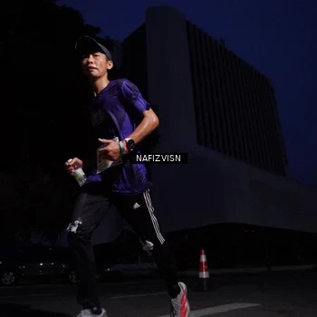 Runner Photo 8817473