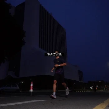 Runner Photo 8817516