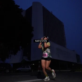 Runner Photo 8817551