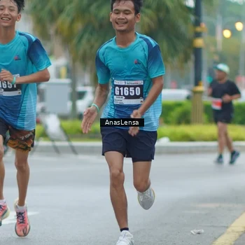 Runner Photo 8817569