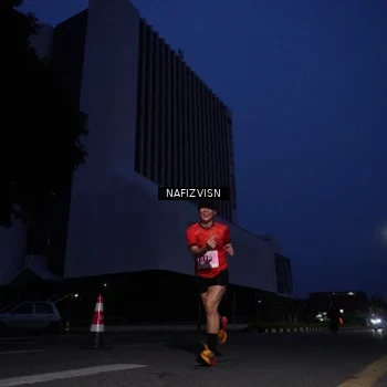 Runner Photo 8817590