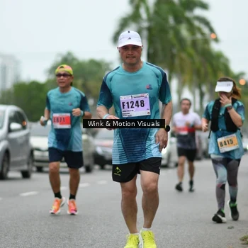 Runner Photo 8817591