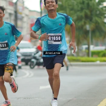 Runner Photo 8817618