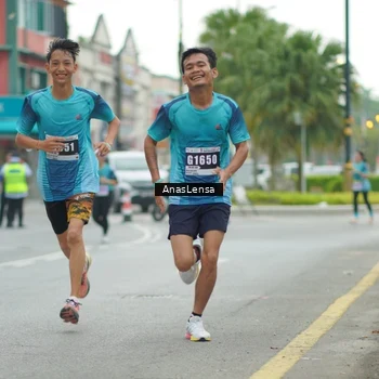 Runner Photo 8817619