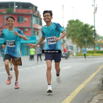 Runner Photo 8817620