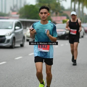 Runner Photo 8817634