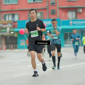 Runner Photo 8817649