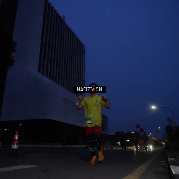 Runner Photo 8817697
