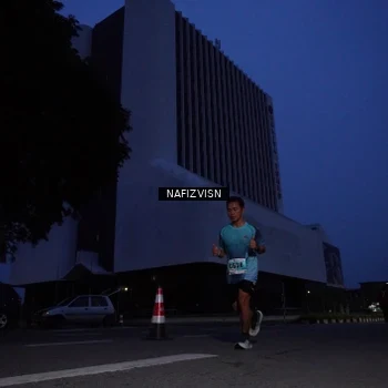 Runner Photo 8817724