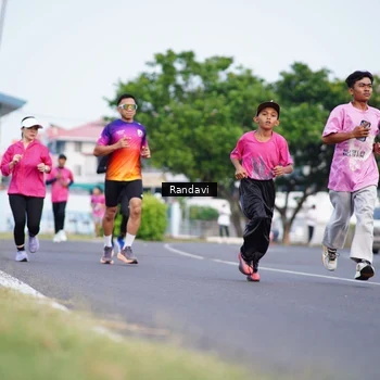 Runner Photo 8817746