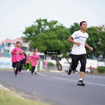 Runner Photo 8817748