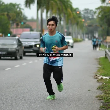 Runner Photo 8817761