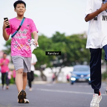Runner Photo 8817776