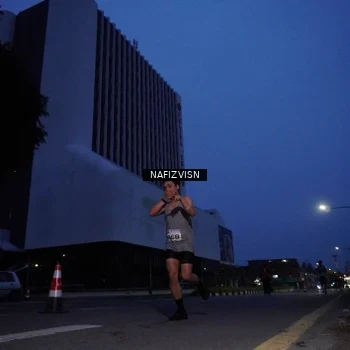 Runner Photo 8817780