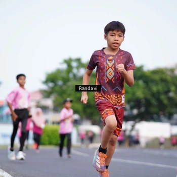 Runner Photo 8817784