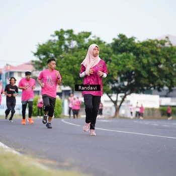 Runner Photo 8817794