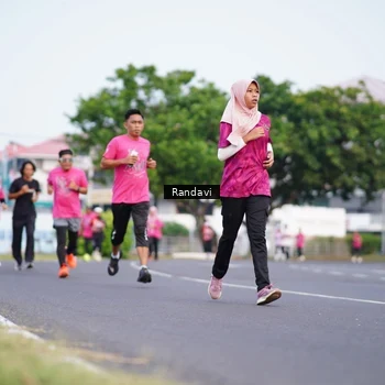 Runner Photo 8817802