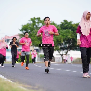 Runner Photo 8817808