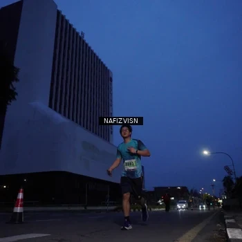 Runner Photo 8817818