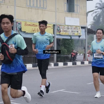 Runner Photo 8817819
