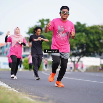 Runner Photo 8817824