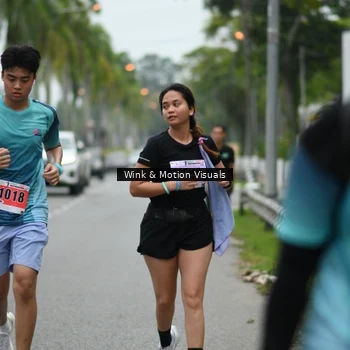 Runner Photo 8817836