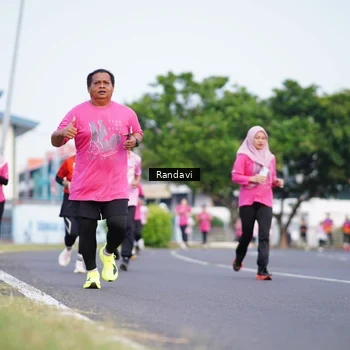 Runner Photo 8817839