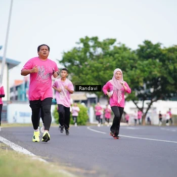 Runner Photo 8817843