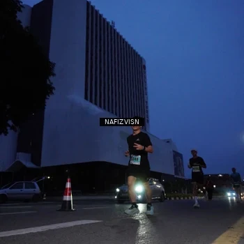 Runner Photo 8817847