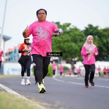 Runner Photo 8817853