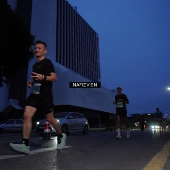 Runner Photo 8817860