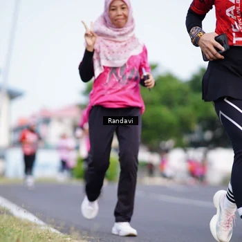 Runner Photo 8817862