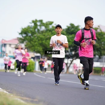 Runner Photo 8817863