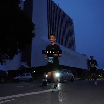 Runner Photo 8817866