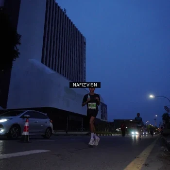 Runner Photo 8817872