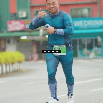 Runner Photo 8817883