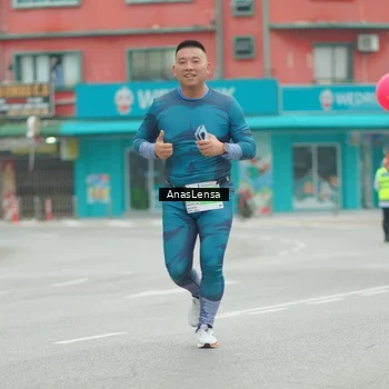 Runner Photo 8817885