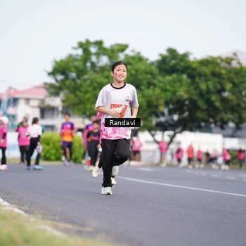 Runner Photo 8817887