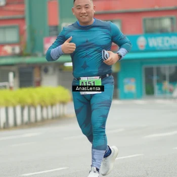 Runner Photo 8817892