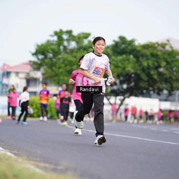 Runner Photo 8817895